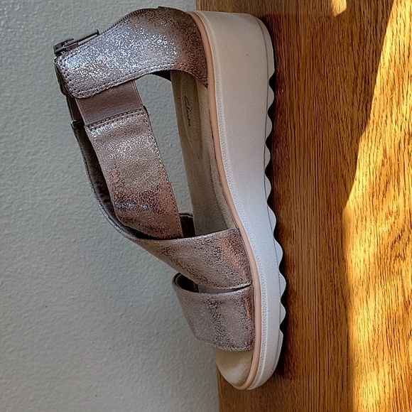 Collection by Clarks women's sandals - Picture 9 of 13